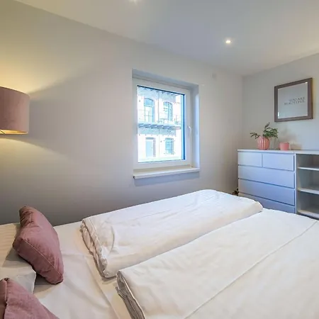 Sebastian - Elegantes Domizil Mit Stegzugang, Terrasse & Altstadtnaehe Apartmán