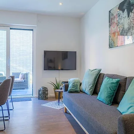 Sebastian - Elegantes Domizil Mit Stegzugang, Terrasse & Altstadtnaehe Apartmán *