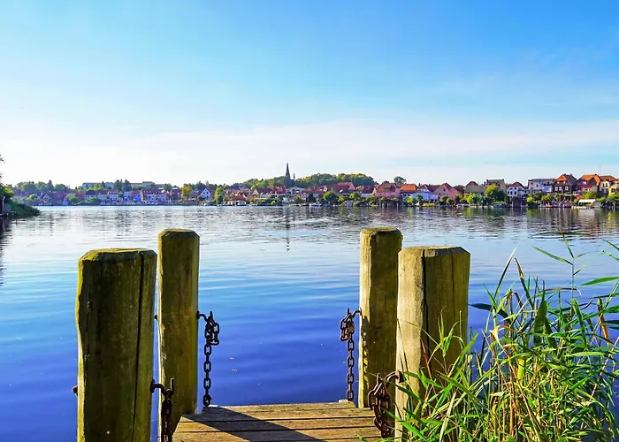 Apartamento Sebastian - Elegantes Domizil Mit Stegzugang, Terrasse & Altstadtnaehe *