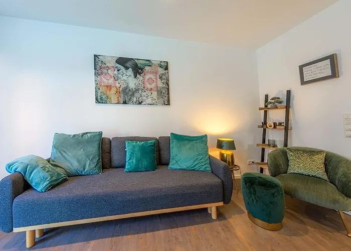 Sebastian - Elegantes Domizil Mit Stegzugang, Terrasse & Altstadtnaehe * Malchow (Mecklenburg-Vorpommern)