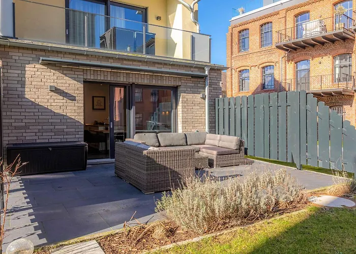 Sebastian - Elegantes Domizil Mit Stegzugang, Terrasse & Altstadtnaehe * Malchow (Mecklenburg-Vorpommern)